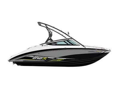 Yamaha 212X Boat